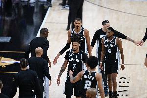 乌拉圭vs佛得角直播高清无插件_乌拉圭vs佛得角直播高清无插件在线观看_免费看直播