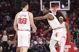 今日NBA湖人vs勇士直播_今日NBA湖人vs勇士直播在线观看_免费看直播