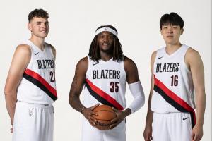 极速大连英博B队vs青岛红狮jrs直播_极速大连英博B队vs青岛红狮jrs直播在线观看_免费看直播